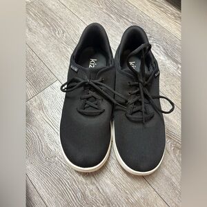 Kizik Men's Black Sneakers